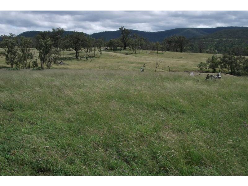988 Pilton Valley Rd, Upper Pilton QLD 4361