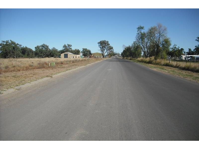 2 Henderson Rd, Goondiwindi QLD 4390