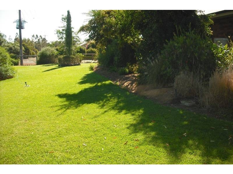 8 Corcoran Dr, Goondiwindi QLD 4390