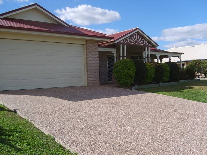 8 Bernborough Place, Goondiwindi QLD 4390