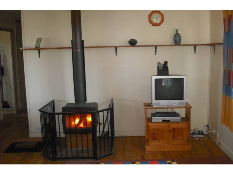 22 Railway Pde, Yelarbon QLD 4388