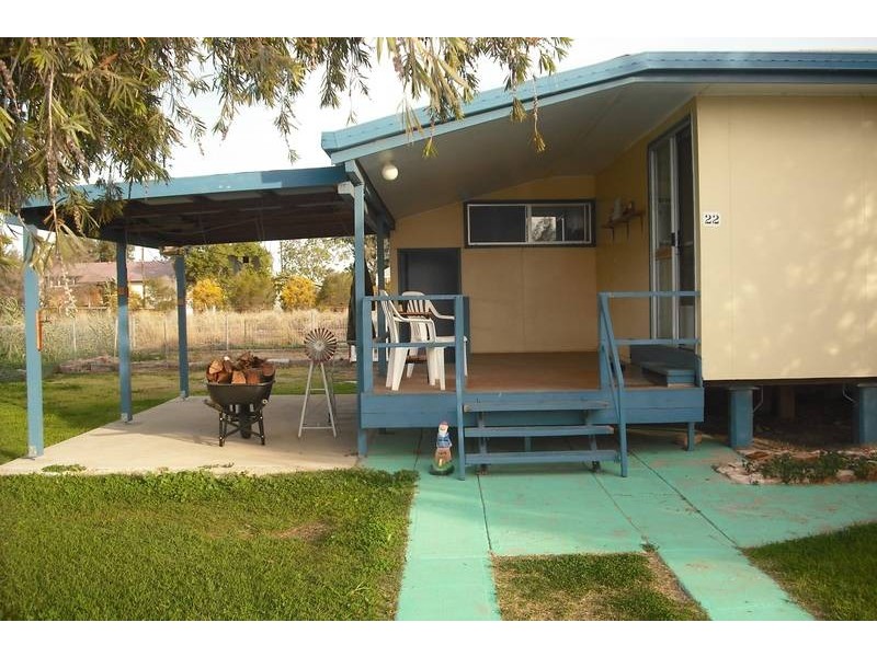 22 Railway Pde, Yelarbon QLD 4388