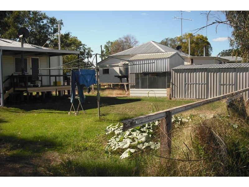 * Barwon Hwy Toobeah, Goondiwindi QLD 4390