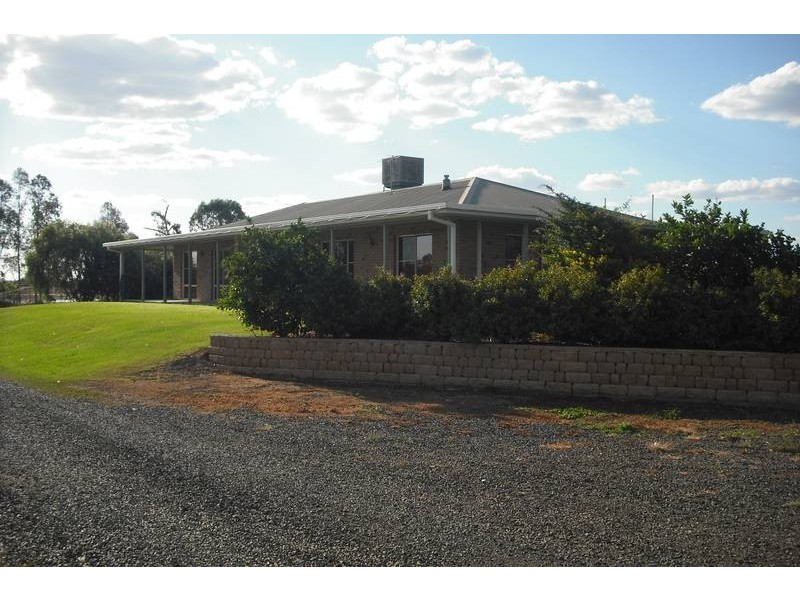 10 Hensler Rd, Goondiwindi QLD 4390