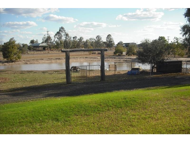 10 Hensler Rd, Goondiwindi QLD 4390