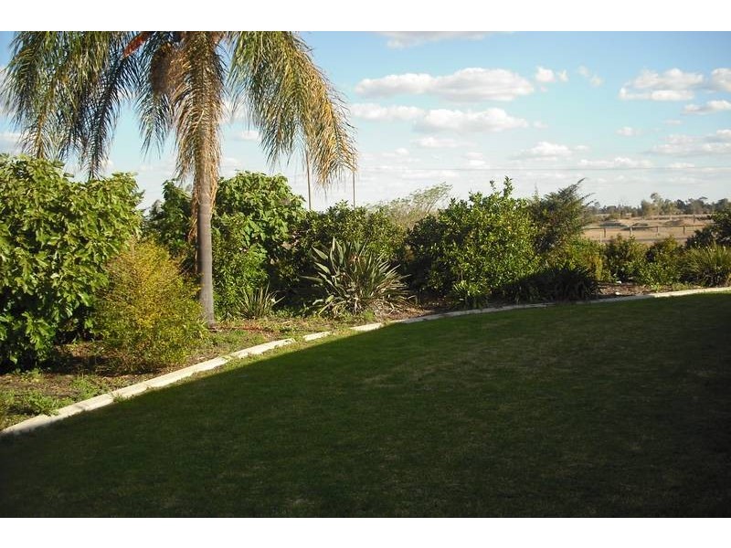 10 Hensler Rd, Goondiwindi QLD 4390