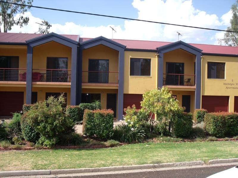 3/5 Macintyre St, Goondiwindi QLD 4390