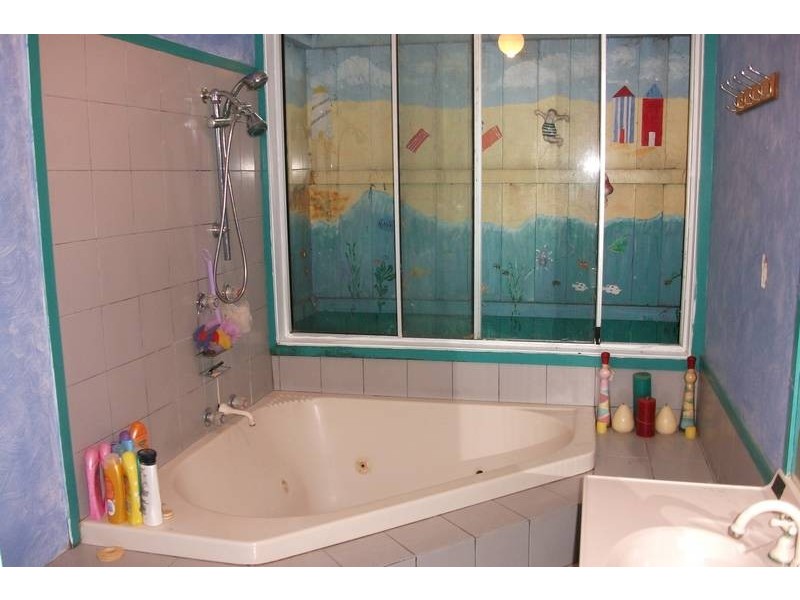 52 McLean St, Goondiwindi QLD 4390