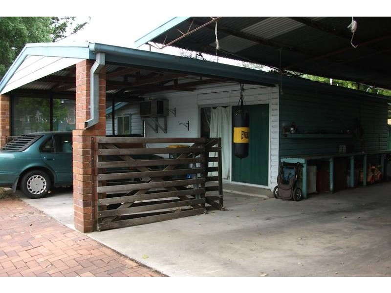 52 McLean St, Goondiwindi QLD 4390