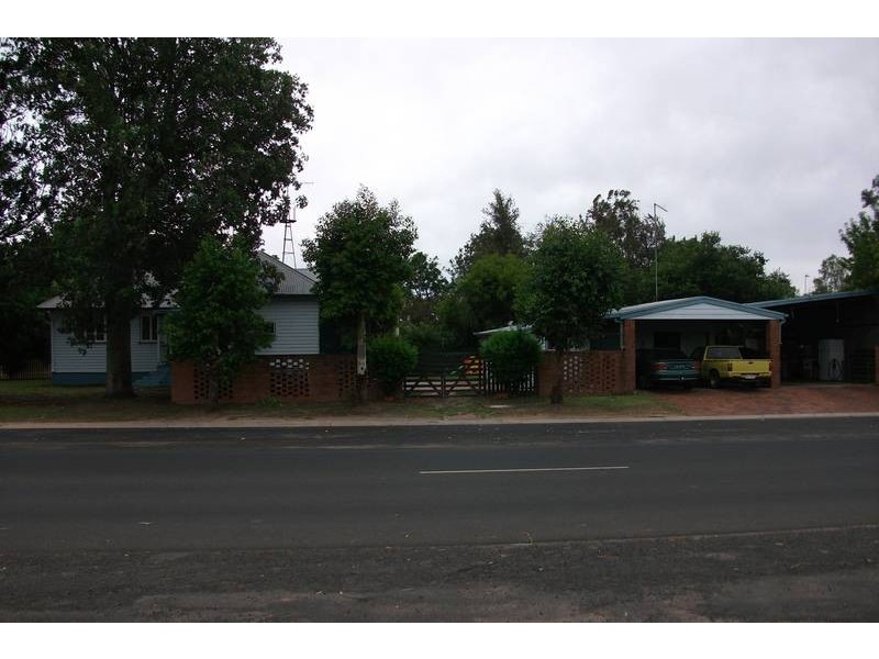 52 McLean St, Goondiwindi QLD 4390