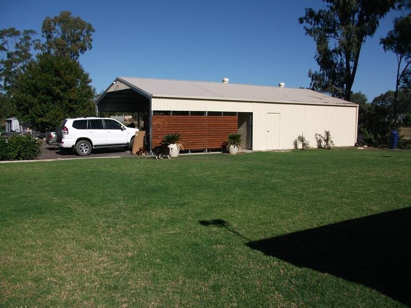 68 Hungerford St, Goondiwindi QLD 4390