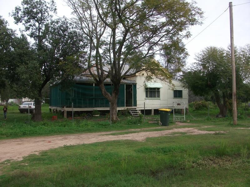 38 Yeoman St, Boggabilla NSW 2409