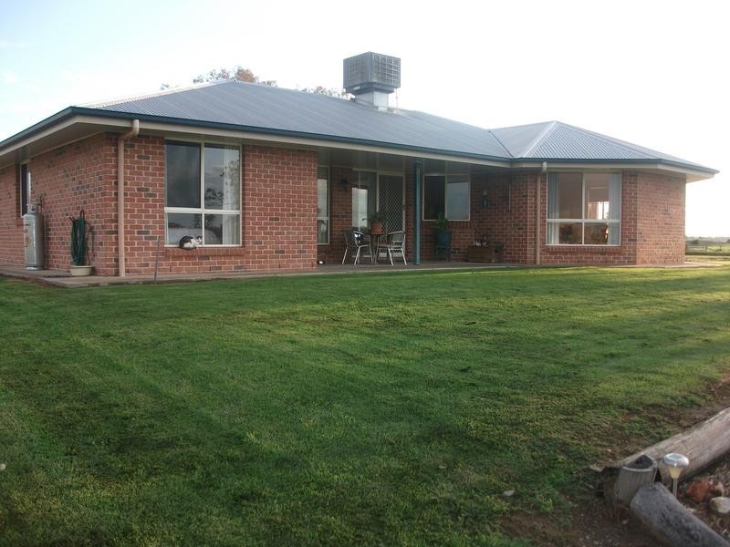 54 Ash Rd, Goondiwindi QLD 4390
