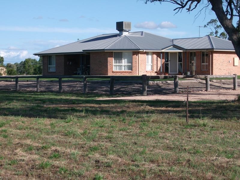 54 Ash Rd, Goondiwindi QLD 4390