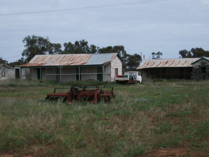 3225 Honeymah Lane, Dirranbandi QLD 4486
