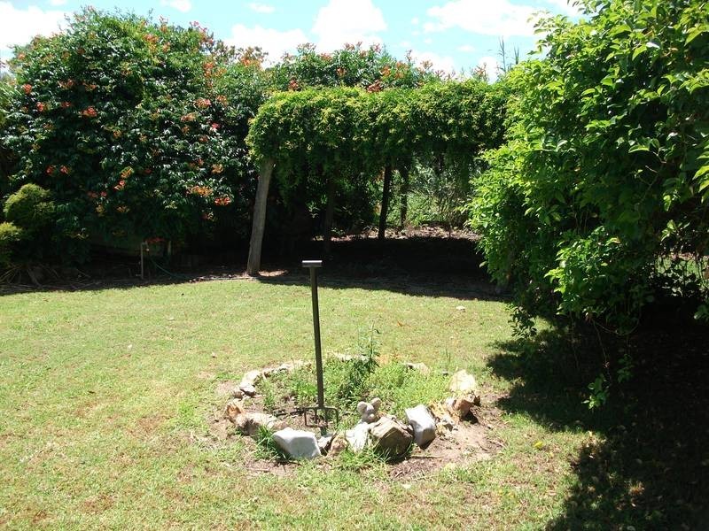 16 Burrell St, Yelarbon QLD 4388