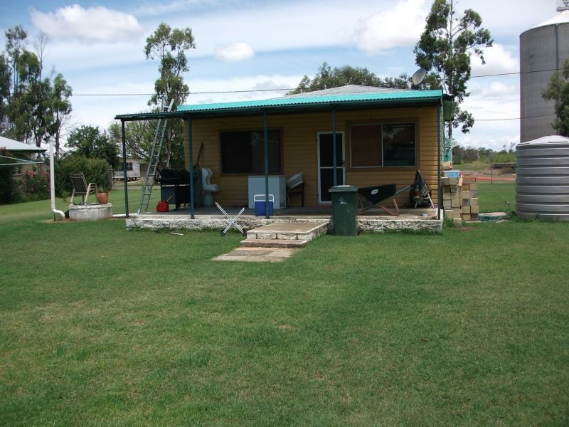 3 George St, Bungunya QLD 4494
