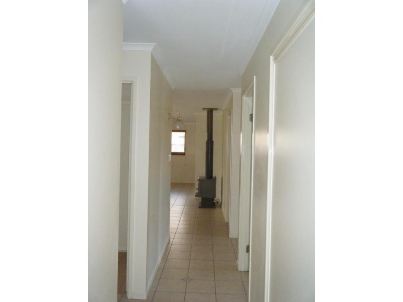 19 Charles Ave, Goondiwindi QLD 4390
