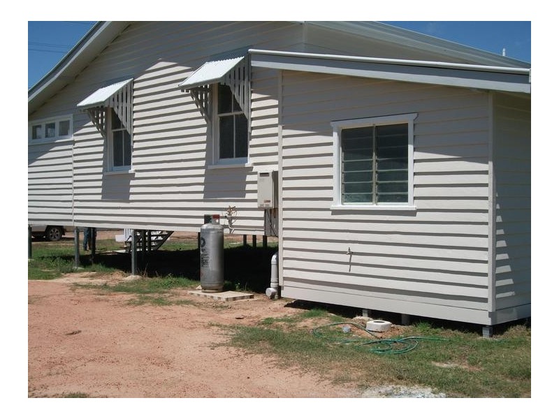 17 Kaboon St, Yelarbon QLD 4388