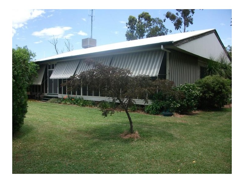10 Dolgelly Bore Rd, Goondiwindi QLD 4390