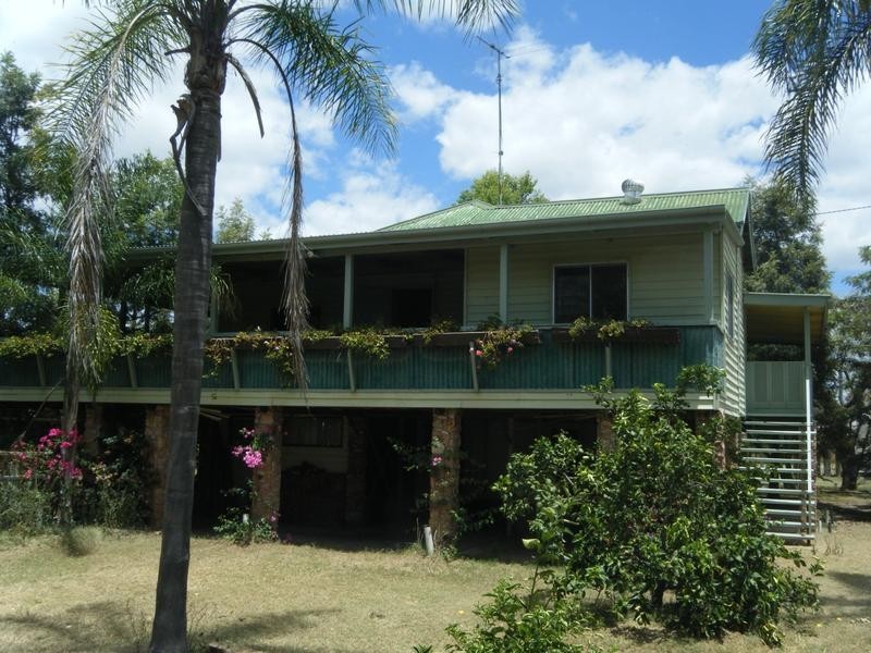32 Eena St, Yelarbon QLD 4388