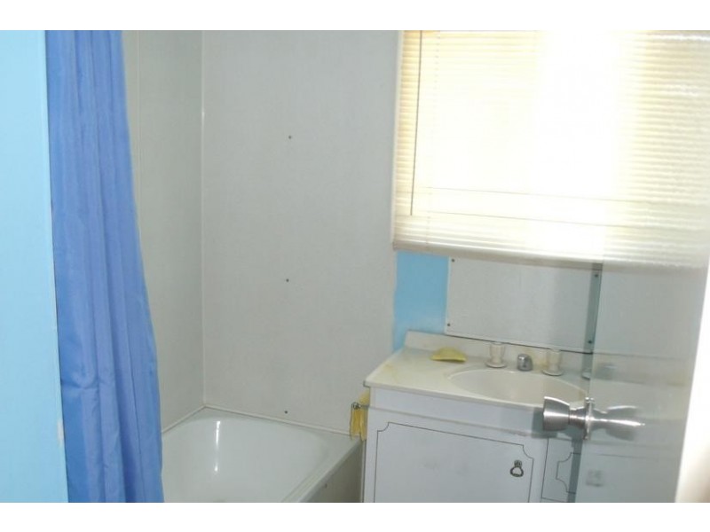 22 Willow St, Goondiwindi QLD 4390