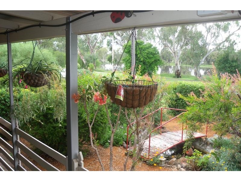 19 Lagoon St, Yelarbon QLD 4388