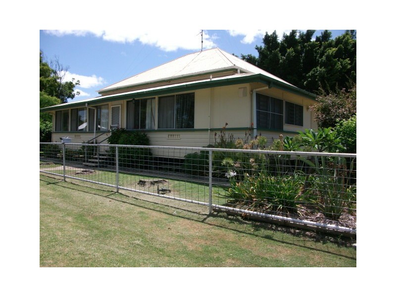 38 McLean St, Goondiwindi QLD 4390