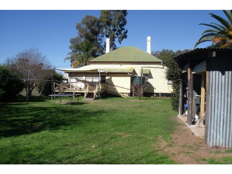 34 George St, Inglewood QLD 4387