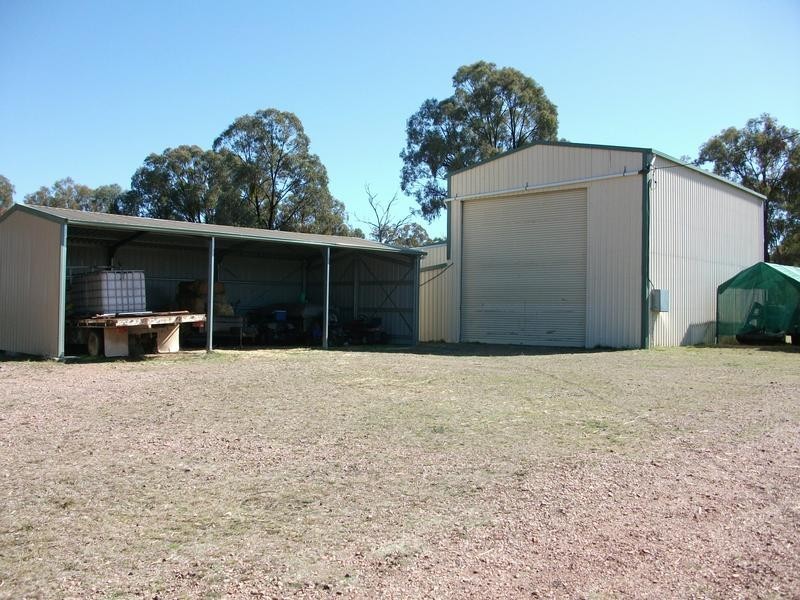 372 Bamblings Rd, Texas NSW 4385