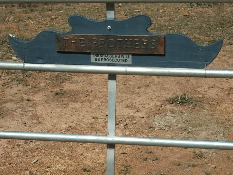 5 Rayners Rd, Texas NSW 4385