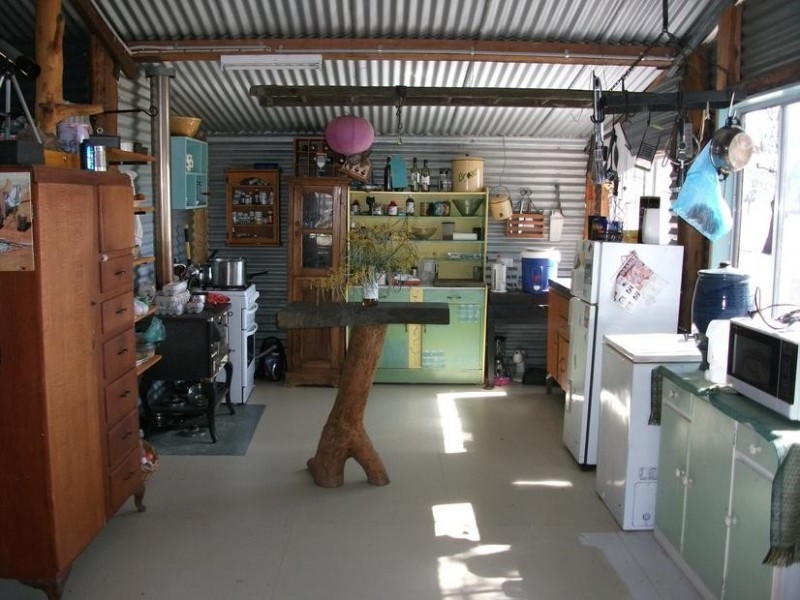 5 Rayners Rd, Texas NSW 4385