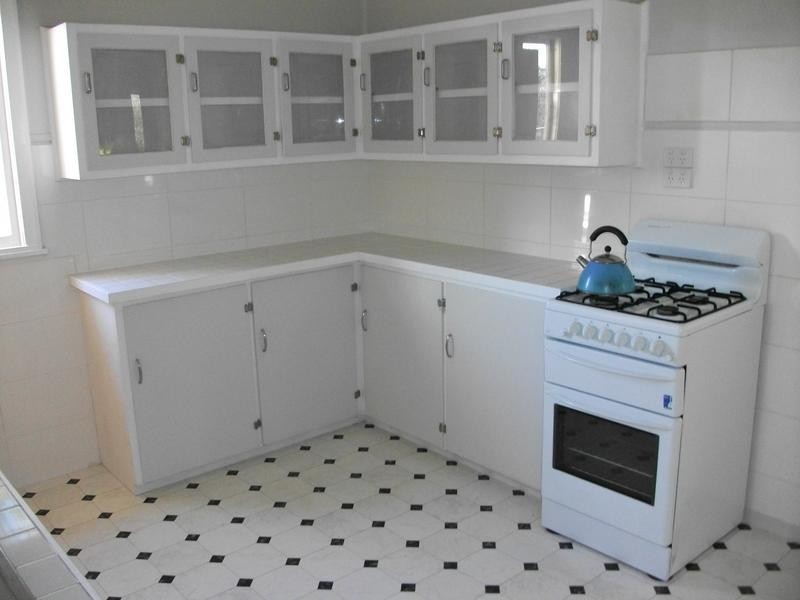 6 MacDougall St, Texas NSW 4385