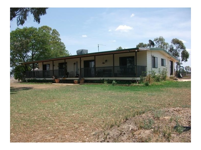 Mooroobie Lane, Goondiwindi QLD 4390