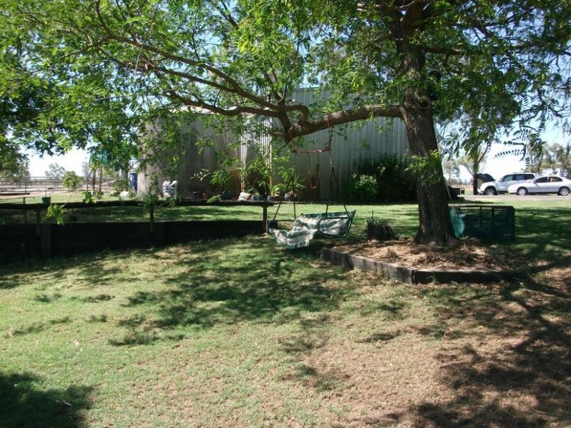 Mooroobie Lane, Goondiwindi QLD 4390