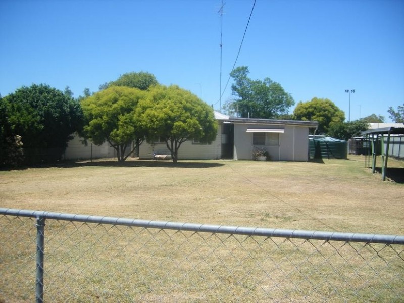 70 Darling St, Goondiwindi QLD 4390