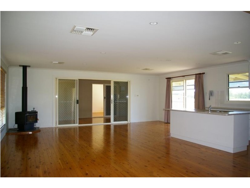 16 Glenoak Rd, Goondiwindi QLD 4390