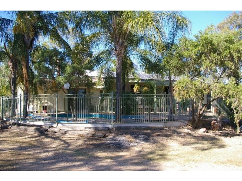 151 Mooroobie Rd, Goondiwindi QLD 4390