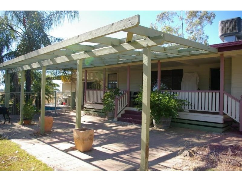 151 Mooroobie Rd, Goondiwindi QLD 4390