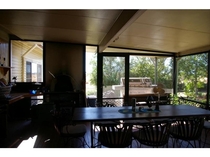 151 Mooroobie Rd, Goondiwindi QLD 4390