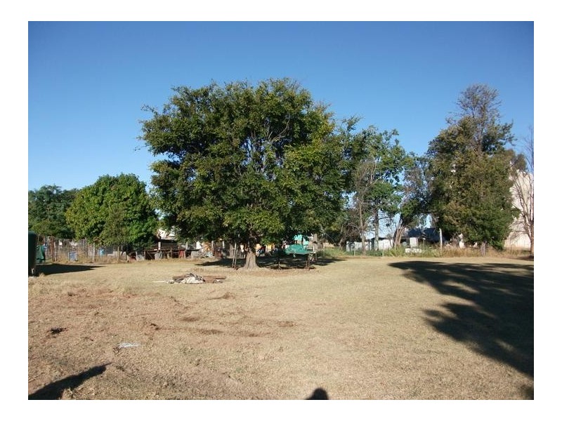 15 Lane St, Bungunya QLD 4494