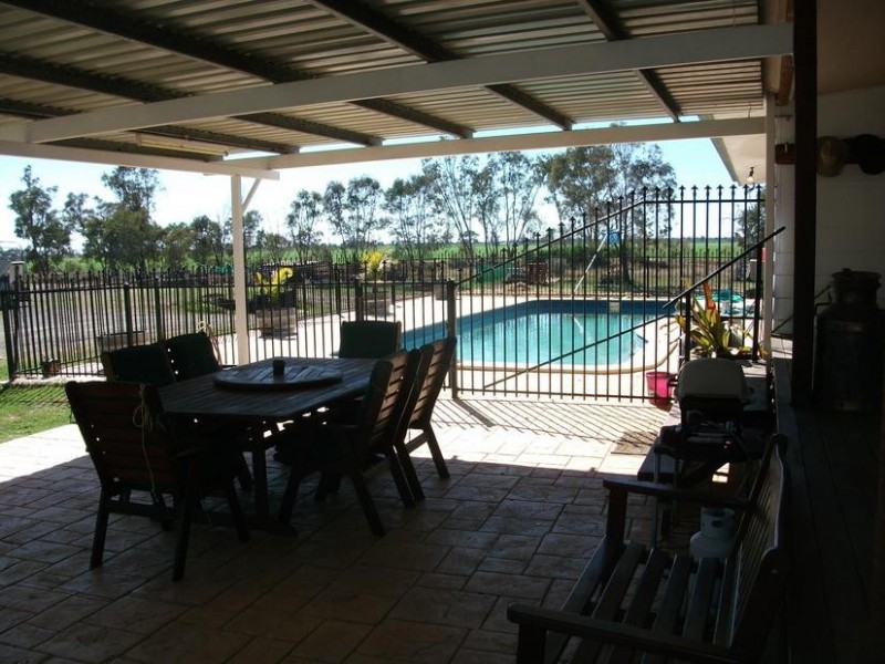 253 Mooroobie Lane, Goondiwindi QLD 4390