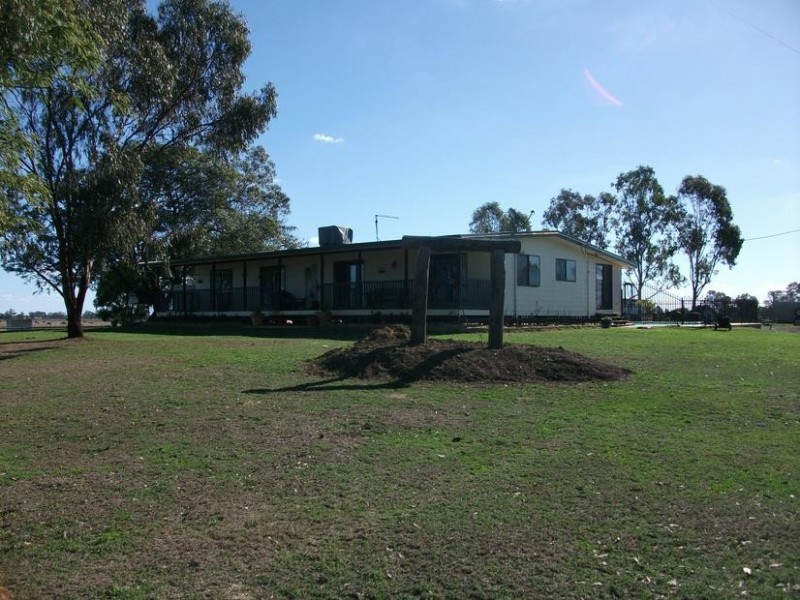 253 Mooroobie Lane, Goondiwindi QLD 4390