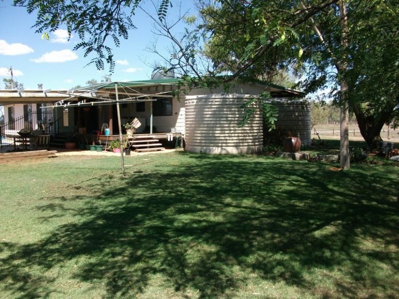 253 Mooroobie Lane, Goondiwindi QLD 4390