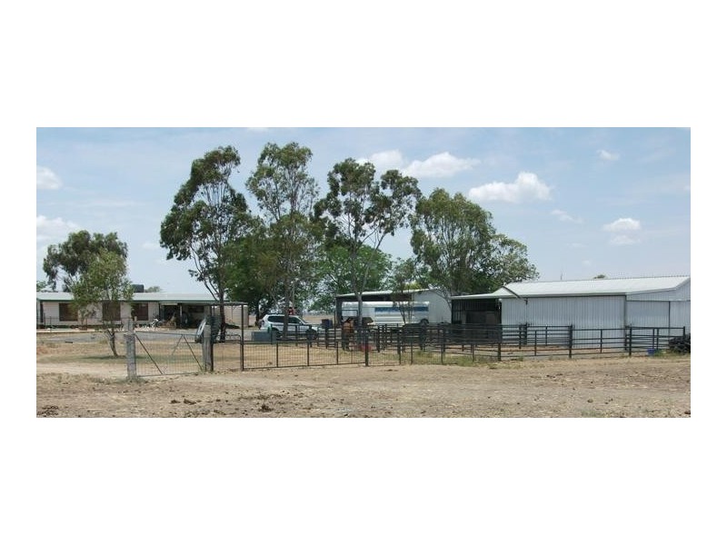 253 Mooroobie Lane, Goondiwindi QLD 4390