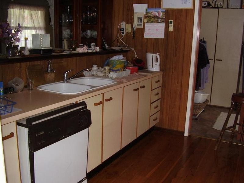 12 Avon St, Texas NSW 4385