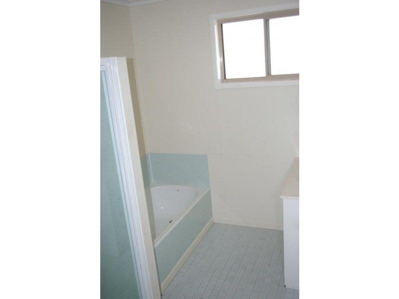 15 Bell St, Goondiwindi QLD 4390