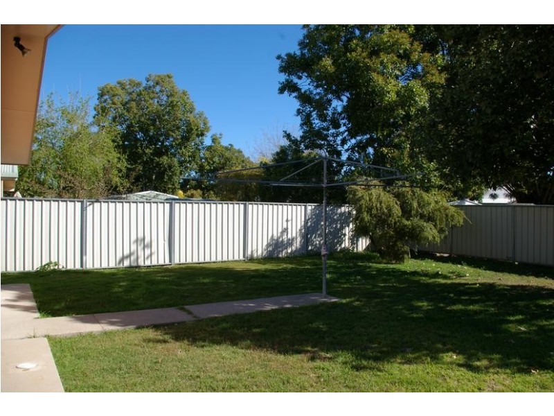 15 Bell St, Goondiwindi QLD 4390