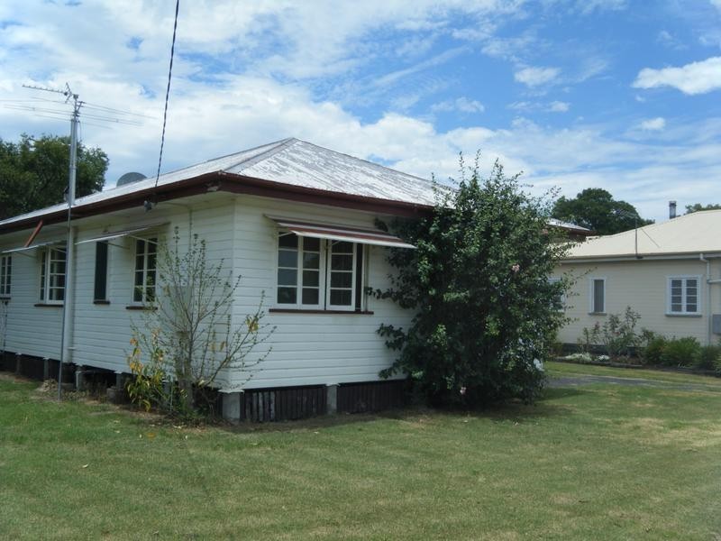 44 Kaboon STREET, Yelarbon QLD 4388