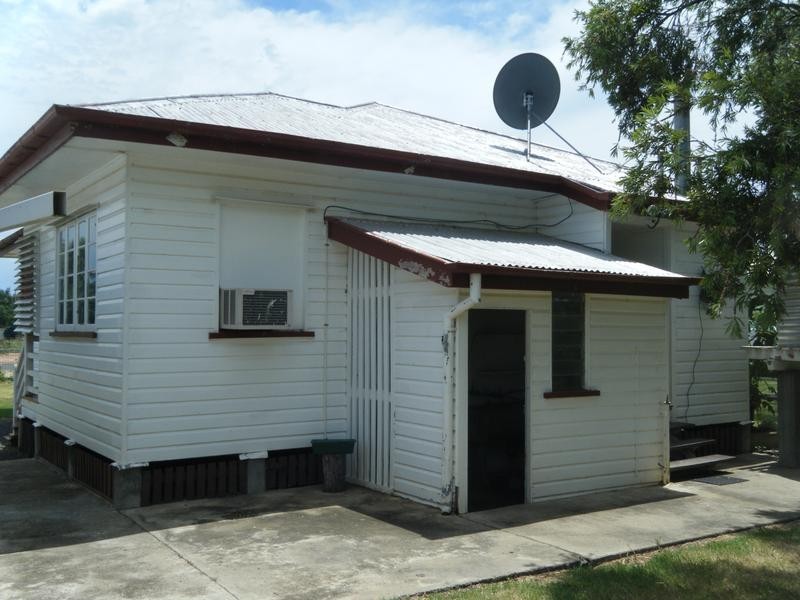 44 Kaboon STREET, Yelarbon QLD 4388